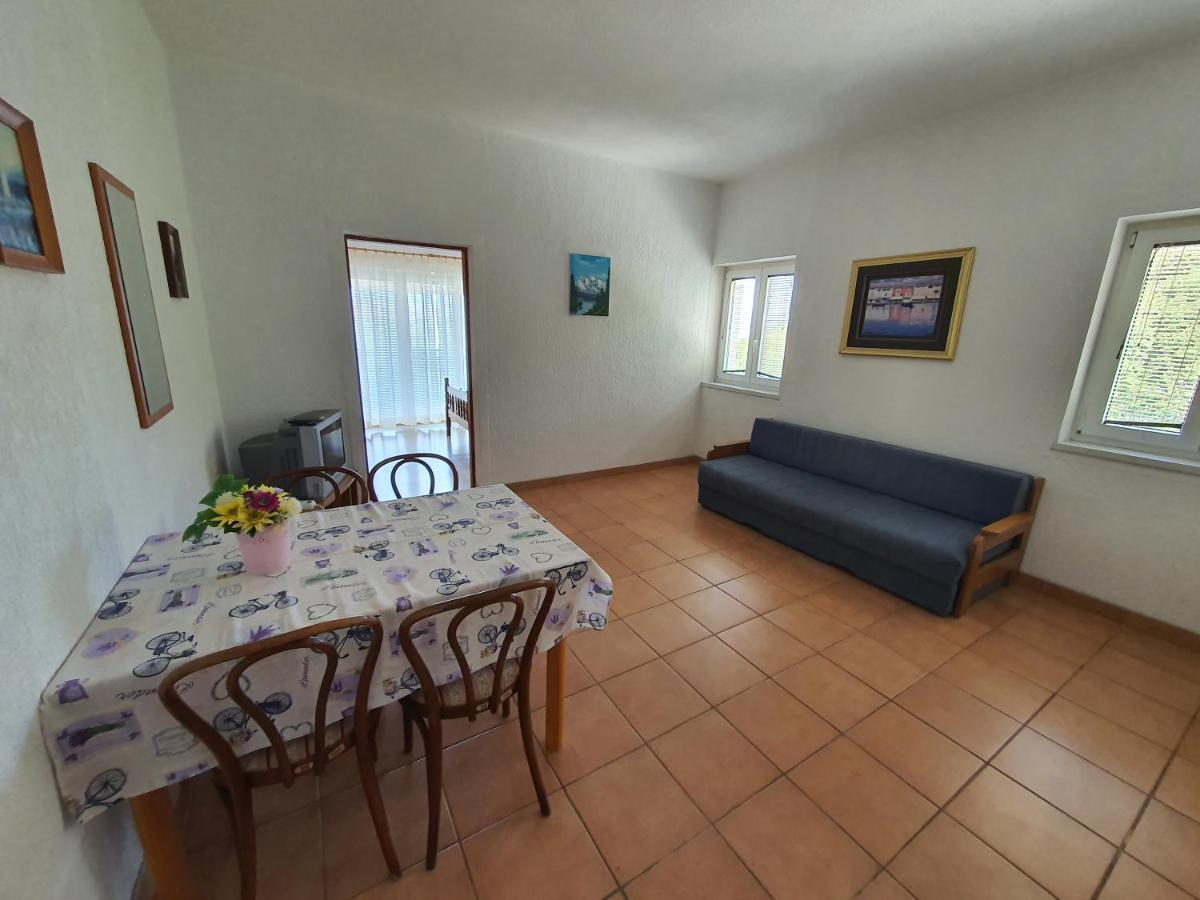 Apartments - Buffet 2B Свети Юрай Екстериор снимка